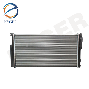 หม้อน้ำรถยนต์สำหรับ BMW F30 F80 7618 807 F32 F82 1711 7618 807 - Product Image 1