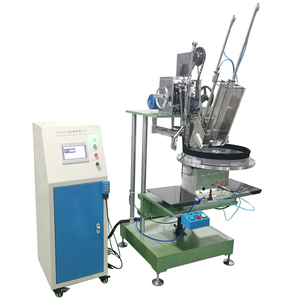 Machine à touffeter CNC entièrement automatique à servomoteur 380V triphasé pour <span class=keywords><strong>balais</strong></span> de nettoyage de sol et brosses de lavage - Product Image 5