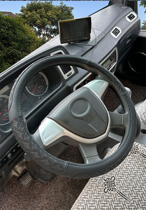 Housse de <span class=keywords><strong>volant</strong></span> en cuir robuste pour camions, bus, autocars, antidérapante, résistante à l'usure, universelle 38 40 <span class=keywords><strong>42</strong></span> 45 47 <span class=keywords><strong>cm</strong></span> - Product Image 5
