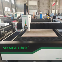 Machine de découpe laser à fibre CNC 3000W pour métaux avec source Maxphotonics IPG 1530