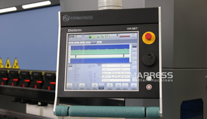 Europese standaard metaalpers 110T/3200 met Delem DA66T 3D-besturing voor metaalmeubelproductie - Product Image 4