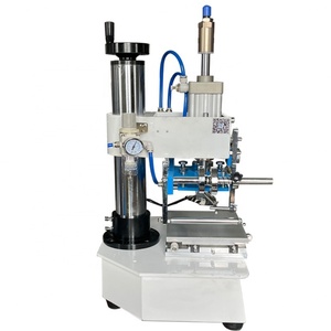Máquina de Estampado en Caliente Neumática de Escritorio Zhengfei 618-B para Estampado en Caliente de Cajas de Papel y Cuero con una Área de 20X30 cm - Product Image 5