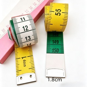เทปวัดตัว PVC แบบนิ่ม 1.5 ม. กล่องสีสันสดใส อุปกรณ์วัดตัวสำหรับงานตัดเย็บ พกพาสะดวก อุปกรณ์งานหนัง - Product Image 1