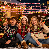 Collier LED de Noël avec clochettes, pendentif lumineux clignotant, jouet pour enfants et adultes, décoration de fête, vente en gros