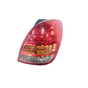 ไฟท้ายรถยนต์โตโยต้า โคโรลล่า สปาซิโอ ปี 2005 รุ่น CBA-ZZE124N 81550-13620 - Product Image 2