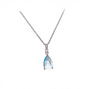 Collier Pendentif Goutte d'Eau Bleue en Zircon pour Femme, Simplicité et Luxe Léger, Chaîne de Clavicule Haut de Gamme Électroplaquée, Tendance X2213 Si - Product Image 2
