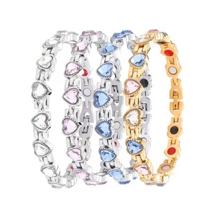 Bracciale da Donna con Cristalli a Forma di Cuore, Placcato Oro e Argento, Bracciale con Strass Colorati a Cuore, Gioielli alla Moda - Product Image 1