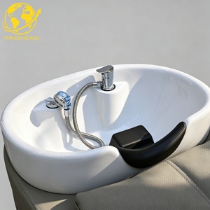 Sillón <span class=keywords><strong>de</strong></span> Peluquería Coreano Moderno con Circulación <span class=keywords><strong>de</strong></span> Agua, Spa Capilar, Luz LED, Reposapiés Ajustable, Estructura <span class=keywords><strong>de</strong></span> Acero Inoxidable y PU - Product Image 4