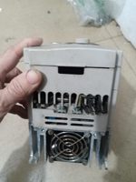 Convertisseur de fréquence V5-T-4T3.7 V5T4T3.7 3.7KW 380V 480V 0-300Hz Triphasé pour PLC