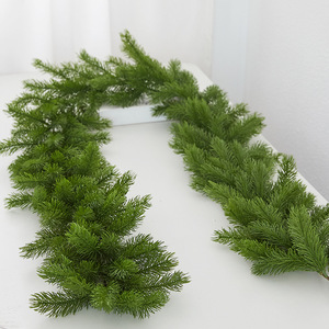 LINGKAI 1.8M Pre-lit Artificial Pine <b>Garland</b> LED <b>Lighted</b> Christmas Greenery <b>Garland</b> for Mantel Staircase Holiday Home Decor - Product Image 4