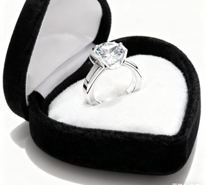 Caja de joyería de terciopelo con cierre de bisagra en forma de corazón, personalizada por Black Factory, con cinta, adecuada para anillos y collares. - Product Image 4