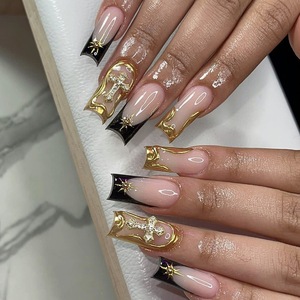 Uñas postizas largas tipo ataúd con punta francesa negra, diseño de cruz y estrellas, líneas irregulares, reutilizables, estilo gótico para fiestas. - Product Image 1