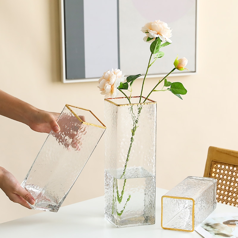 Factory Produced Wholesale Glass Flower Vase for Home Decor