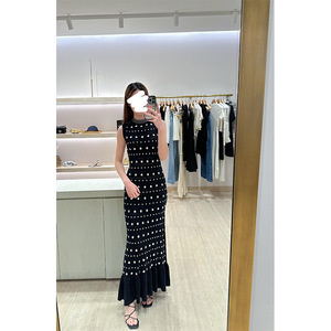 Bettergirl nuova moda autunno e inverno nuovo temperamento francese nero dimagrante abito in maglia <span class=keywords><strong>senza</strong></span> <span class=keywords><strong>maniche</strong></span> - Product Image 1