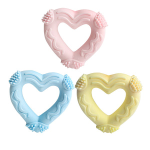 Jouet à mâcher en caoutchouc thermoplastique en forme de cœur pour chien, adorable et résistant aux morsures, idéal pour la dentition et le divertissement des animaux de compagnie - Product Image 4
