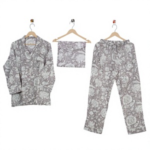 Conjunto de Pijama Elegante para Mujer, Ultra Suave, 100% Algodón, Ropa de Dormir, Ropa de Playa, Diseño Floral Hecho a Mano en India, Traje de Verano e Invierno - Product Image 1