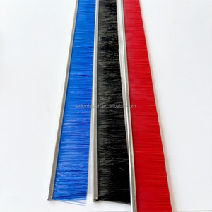 Brosses d'étanchéité <span class=keywords><strong>pour</strong></span> <span class=keywords><strong>bas</strong></span> <span class=keywords><strong>de</strong></span> <span class=keywords><strong>porte</strong></span> <span class=keywords><strong>de</strong></span> <span class=keywords><strong>garage</strong></span> 2024 - Product Image 6