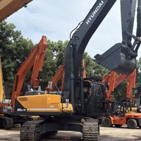 Excavatrice sur chenilles HYUNDAI 305LC-9T d'occasion, bien entretenue, pour travaux de construction urbaine (Hyundai 305, 305LC, 305)