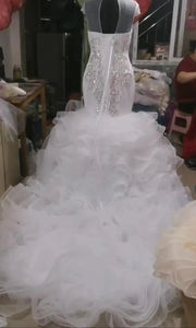 Nuevo Vestido de Novia de Lujo con Cuentas y Cristales, Inspirado en la Catedral Real Africana, con Patrones Africanos y Encaje - Product Image 5