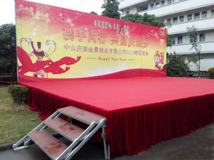 Escenario Duradero con Alta Capacidad de Peso, Plataforma Modular para Eventos, Presentaciones de Automóviles, Espectáculos al Aire Libre, Bodas y Exhibiciones - Product Image 5