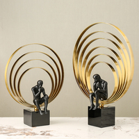 Statue de luxe en résine représentant une figure humaine, artisanat en métal, ornement de bureau personnalisé pour la décoration intérieure de la maison et du bureau, cadeaux, vente en gros d'usine
