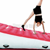 Rampe d'air de gymnastique, forme de pente, cale gonflable, piste inclinée, tapis incliné pour gymnastique, tapis de rampe triangulaire pour gymnastique
