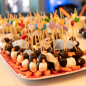 Piques à cocktail jetables écologiques en bambou pour Thanksgiving, en forme de cœur, décoratives pour canapés et amuse-gueules - Product Image 1