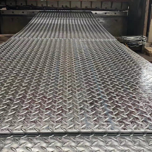 <span class=keywords><strong>Plaque</strong></span> de plancher en <span class=keywords><strong>acier</strong></span> doux à motif chevron |   Matériau Q235B |   4 mm 5 mm 6 mm |   Laminé à chaud |   <span class=keywords><strong>Antidérapant</strong></span> pour la construction navale et les ponts - Product Image 3