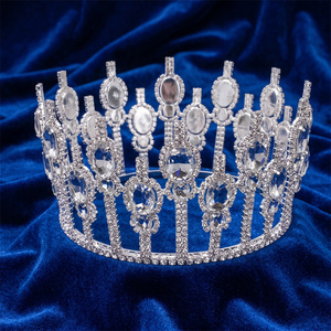 Corona da Regina Personalizzata con Medaglione Ovale, Pilastro Sovrapposto, Altezza Alternata, Strass in Vetro Sfaccettato, Fascia Circolare Completa - Product Image 3