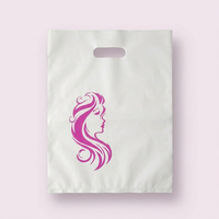 Sacs de courses personnalisés découpés à l'emporte-pièce avec poignée pour boutique, sacs en plastique recyclables monocouche avec poignée pour vêtements