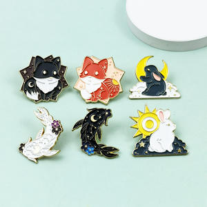 Broche Poisson Yin-<span class=keywords><strong>Yang</strong></span> Style Ancien, Badge Métallique Créatif Personnalisé Soleil Lune Lapin Renard pour Décoration de Sac à Dos - Product Image 2