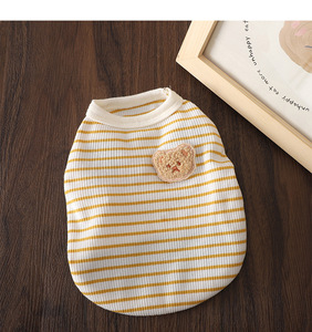 Vêtements d'été pour chien, débardeur frais à manches courtes pour chien de petite taille, motif ours brodé mignon, tenue à deux pattes - Product Image 6