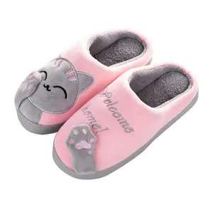 Chaussure de pantoufle d'intérieur de chat doux de dessin animé pour les pantoufles d'intérieur chaudes d'hiver