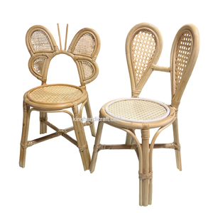 Silla Infantil de Mimbre Natural Hecha a Mano para Decoración de Fiestas y Eventos - Product Image 6