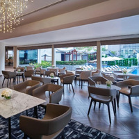 Nouvelle conception de table en bois et tissu moderne, ensembles de meubles de restaurant pour projets commerciaux