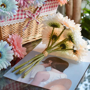 Holesale nd Pean nd ericmerican Mall aisaisy ourtifical owers iving nd oom Decoration Wedding Decoration - Product Image 5