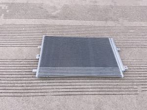 Condenseur de voiture de pièces automobiles pour <span class=keywords><strong>Ford</strong></span> <span class=keywords><strong>Kuga</strong></span> Escape 2020 2021 2022 2023 <span class=keywords><strong>2024</strong></span> - Product Image 2