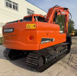 Retroexcavadora Usada de 14 Toneladas, Tamaño Mediano, Doosan DX140LCA, con Pocas Horas de Trabajo, Excavadora de Cadenas de Segunda Mano Doosan DX140LCA - Product Image 1
