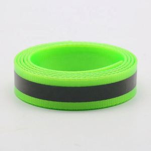 Sangle en nylon enduite de TPU réfléchissante, couleur personnalisée, livraison rapide, pour bagages, sangle en PVC de couleur unie durable - Product Image 3