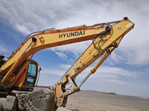 Excavadora de orugas multifunción de Corea Original usada Hyundai 210-9 de alta eficiencia Hyundai en buenas condiciones a la venta - Product Image 4