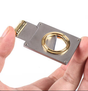 CIGARLOONG Couteau multifonctionnel de luxe avec logo personnalisé Ciseaux à cigares Coupe-cigare en acier inoxydable avec perceuse à cigares - Product Image 6