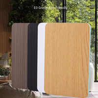 Panneau mural moderne imperméable antistatique en faux marbre et cristal de carbone, avec noyau vert résistant aux chocs et design graphique