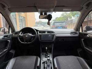Voiture d'occasion <span class=keywords><strong>pas</strong></span> chère Volkswagen <span class=keywords><strong>Tiguan</strong></span> L modèle 2017 330TSI automatique à deux roues motrices version élégante expédiée immédiatement - Product Image 5