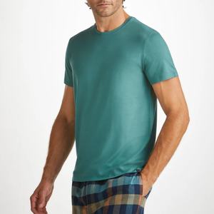 Camiseta Lisa de Algodón Pima/Supia 100% Orgánico, Corte Regular, con Cuello Redondo y Logotipo Bordado Personalizado, Venta al Por Mayor - Product Image 2