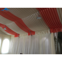 Tentes de réception extérieures en aluminium pour mariages et événements sportifs, avec chaises et décorations, en PVC imperméable de haute qualité, pour 150 à 300 personnes