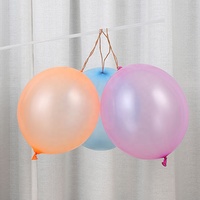 Nouveaux ballons en latex perforés de 18 pouces, jouets amusants à frapper avec poignée en élastique pour les jeux d'enfants, de fêtes et de mariages