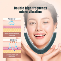 Ceinture de lifting du visage en forme de V à double menton-Vibration actuelle Masseur d'amincissement du visage Appareil de beauté de lifting du visage