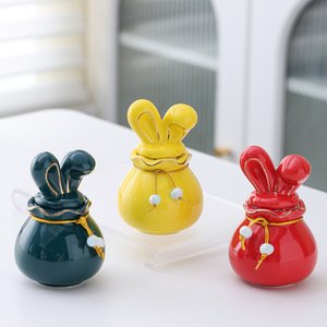 150 ml Yüksek Sıcaklığa Dayanıklı Seramik Evcil Hayvan <span class=keywords><strong>Urn</strong></span>'u Tavşan Kulağı Tasarımlı Küçük Hayvan Kremasyon <span class=keywords><strong>Urn</strong></span>'u Köpek Kedi için Kumaş Hediye Çantası ile Çok Renkli - Product Image 3