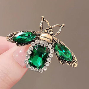 Moda Cristal Vintage Verde Ouro Esmeralda Inseto Animal Broches Lapela Pinos Strass Bee Broche Pin para Mulheres Homens - Product Image 4