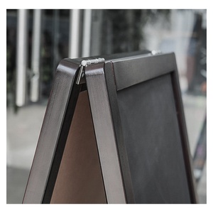 Panneaux de tableau noir en <span class=keywords><strong>bois</strong></span> de vente chaude tableau noir double face panneaux de cadre en A en <span class=keywords><strong>bois</strong></span> personnalisés pour craies panneau publicitaire pour les magasins - Product Image 6